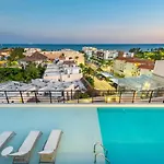 1Bed In The Boat Residences, 200M From The Beach